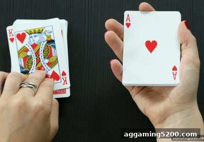 串关桌游心理博弈指南：在Slots平台上提升策略洞察