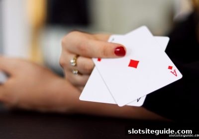 slots平台多桌博弈进阶：血战麻将与炸金花的实战法则