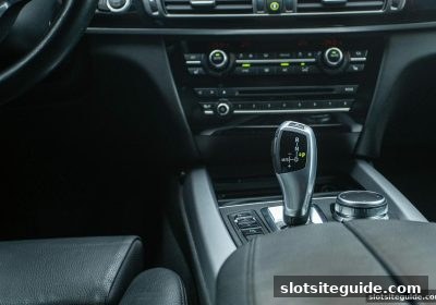 探索slots平台如何诠释电子游戏参数设定的艺术——以亚冠联赛为例